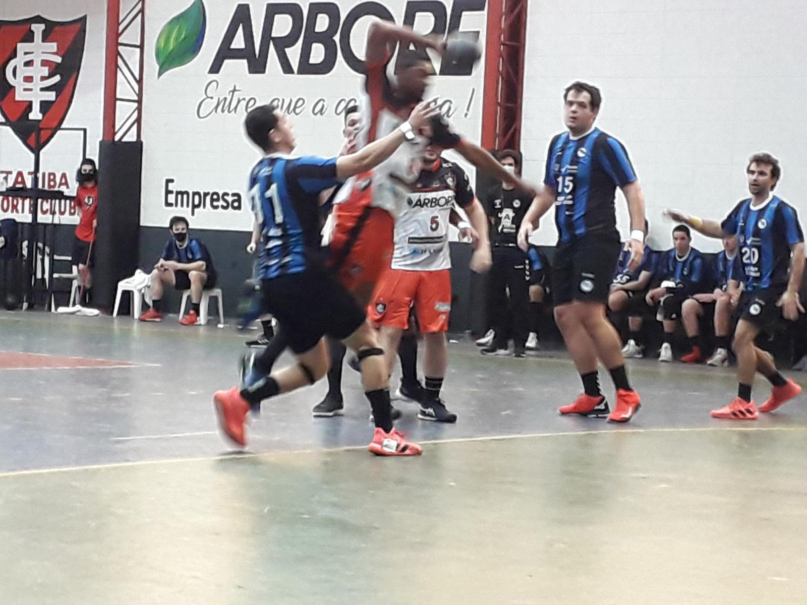 Handebol masculino entra em quadra neste fim de semana