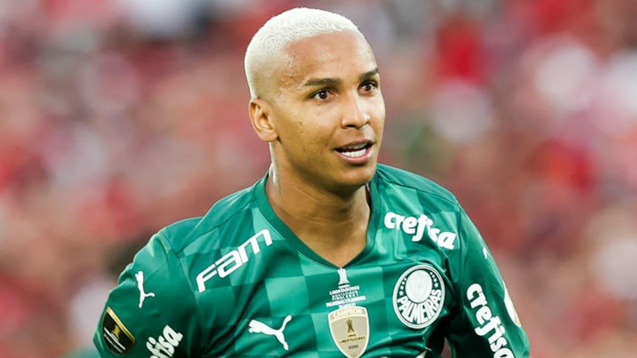 Amuleto do tri da Libertadores, Deyverson agradece Abel e reconhece oscilações