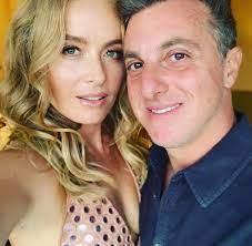 Angélica e Luciano Huck vão apresentar Emmy Internacional 2021