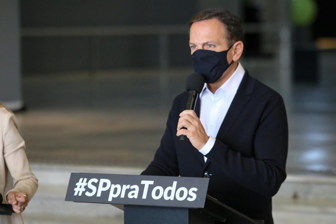 Estado de São Paulo anuncia flexibilização do uso de máscaras