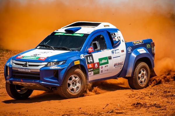 Mitsubishi Motors encerra temporada 2021 de rallies e passeios com grande encontro da 