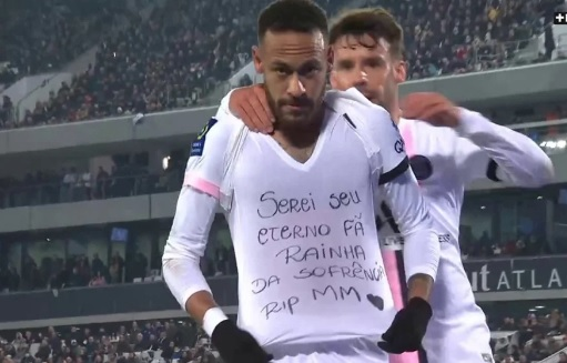 Neymar faz 2 gols e homenageia Marília Mendonça em vitória do PSG sobre Bordeaux