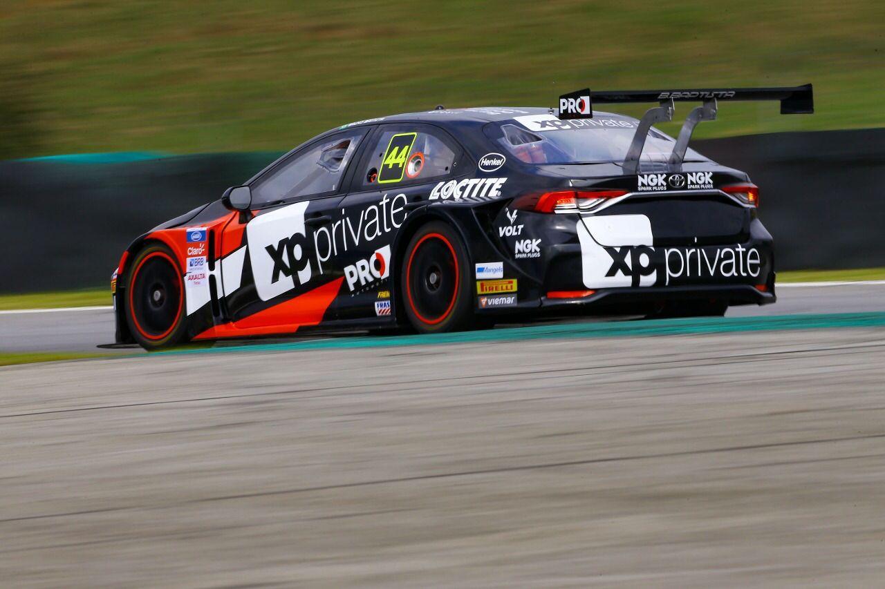 Bruno Baptista preparado para o jogo de estratégia da Stock Car Pro Series na pista de Interlagos