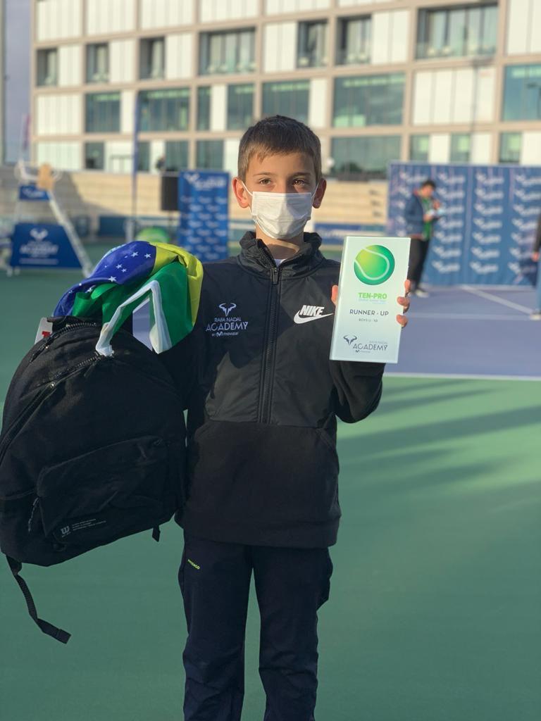 Jovem itatibense é vice-campeão no Ten -Pro Rafa Nadal Academy na Espanha
