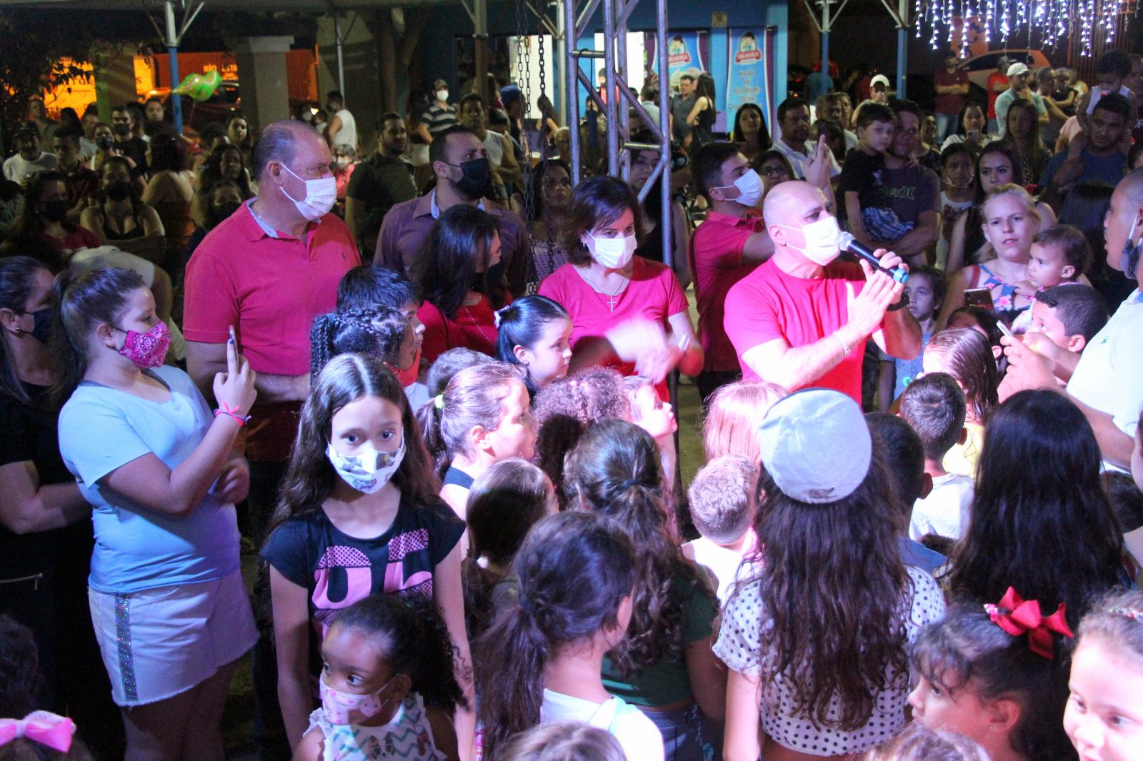 Praça dos Italianos recebe abertura do 12º Natal Encantado de Morungaba
