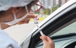 SP é líder no Brasil e supera países desenvolvidos em vacinação contra Covid-19