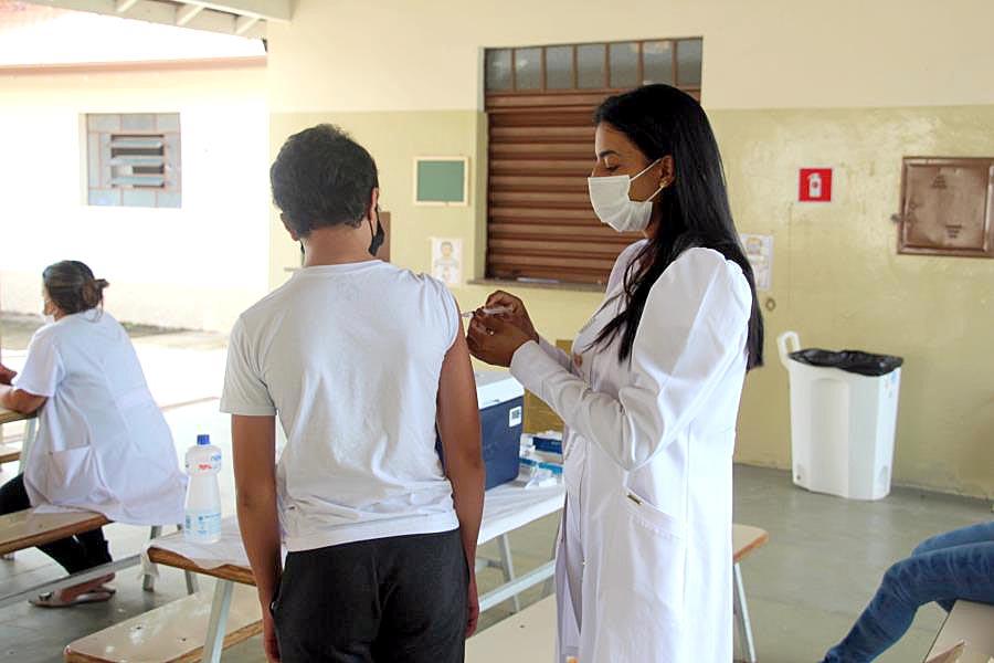 Mais de 900 crianças morungabenses já tomaram a vacina contra covid