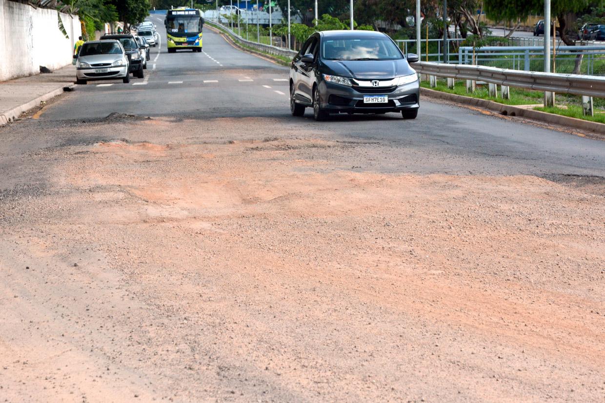 Obras mal feitas na Avenida Marginal terão que ser refeitas