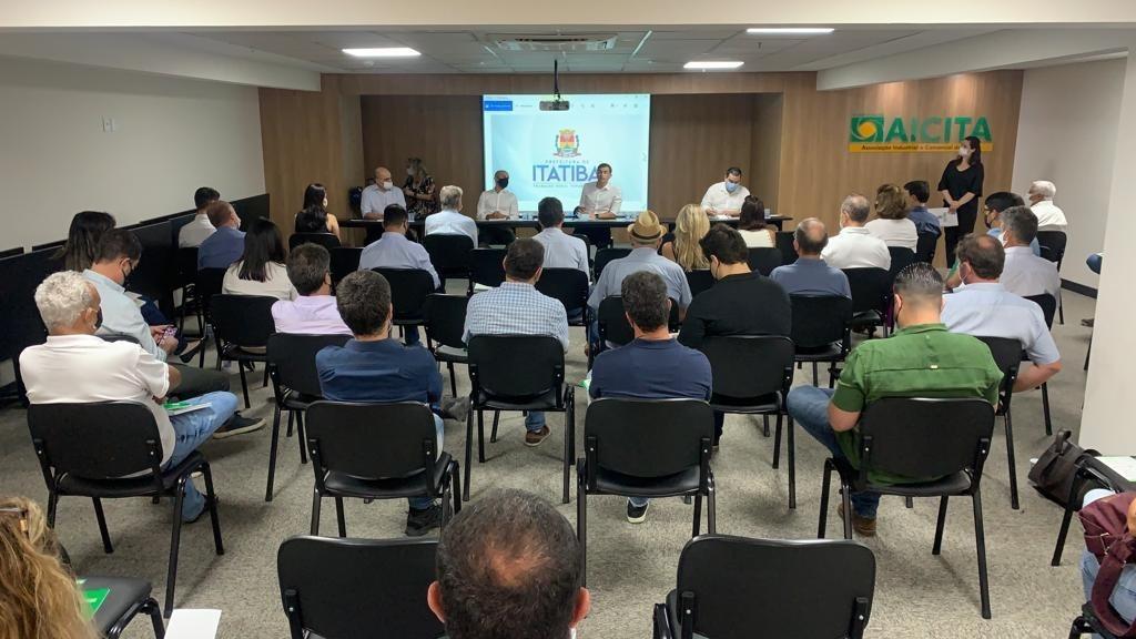 Prefeitura de Itatiba: reunião com empresários aborda projetos futuros