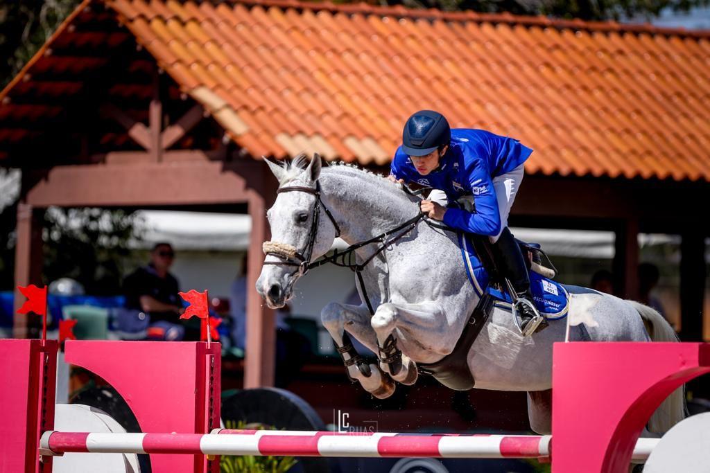 A equipe Imperium vence Q3 do Longines XTC em Curitiba