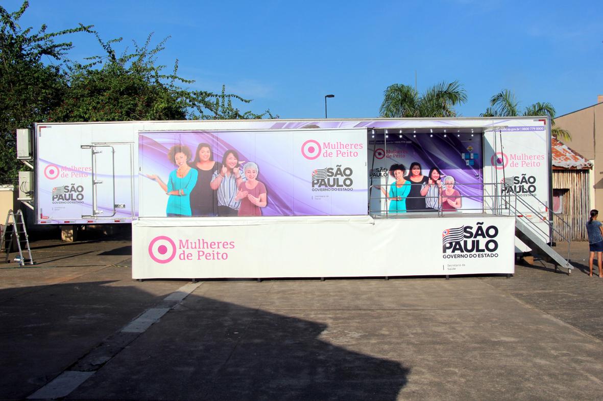 Carreta da Mamografia: mulheres morungabenses passam por exame preventivo gratuitamente