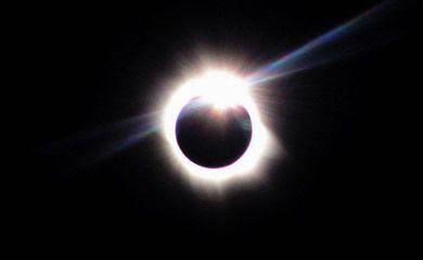 Eclipse solar neste sábado só poderá ser visto em regiões remotas