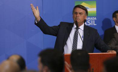 Bolsonaro chama de 'imbecil' quem vê atos de apoiadores como antidemocráticos