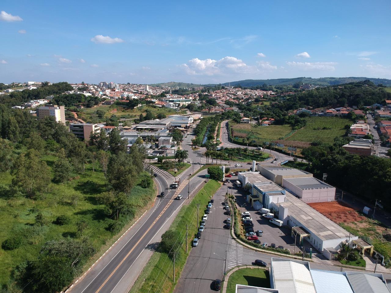 Rodrigo Garcia anuncia 2ª fase do Estrada Asfaltada; programa beneficiará Itatiba