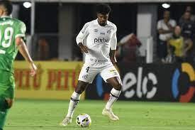 Santos brilha no segundo tempo, atropela Coritiba e avança na Copa do Brasil