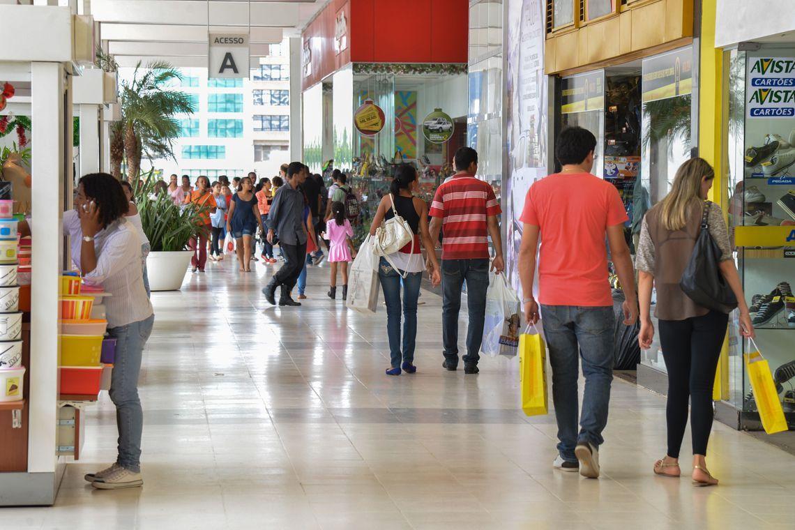 Vendas em shoppings sobem 28,6% no Dia das Mães e movimentam R$ 5,3 bi
