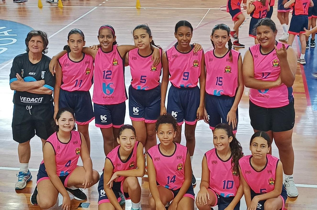 Equipes de Basquete feminino Sub-11 e Sub-12 da PMI vencem na ARB