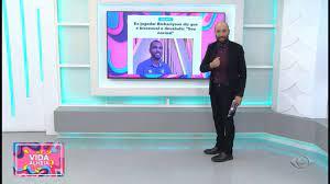 Apresentador se desculpa após bifobia ao vivo com ex-jogador Richarlyson