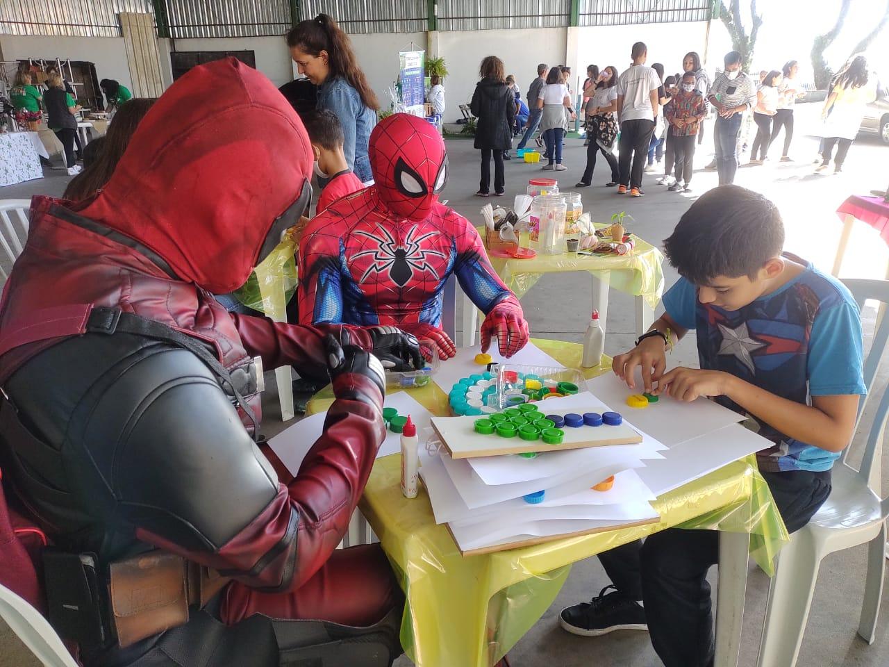 Cerca de 200 pessoas participam de ação pelo ‘Lixo no Chão em Itatiba Não’