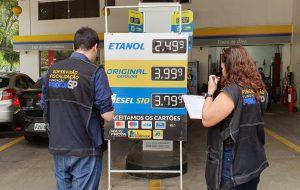 Estado de SP determina força-tarefa para fiscalizar preços de combustíveis