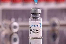 Janssen: Saúde amplia aplicação do reforço para quem recebeu vacina de dose única
