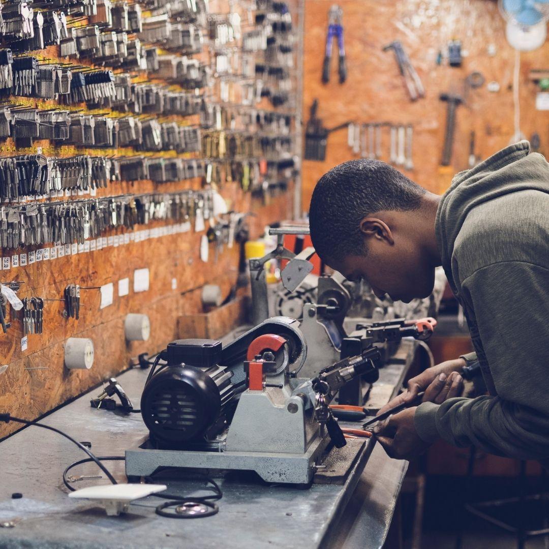 Mais de 5 mil postos de trabalho são criados na RMC em março de 2022