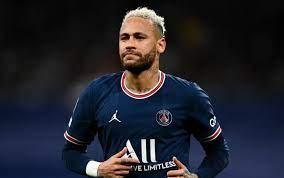 Neymar deseja continuar no PSG e promete dificultar possível negociação