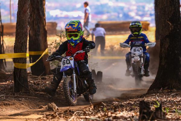 Etapa de abertura do Campeonato Paulista APER Cross Country agitou Jarinu no fim de semana