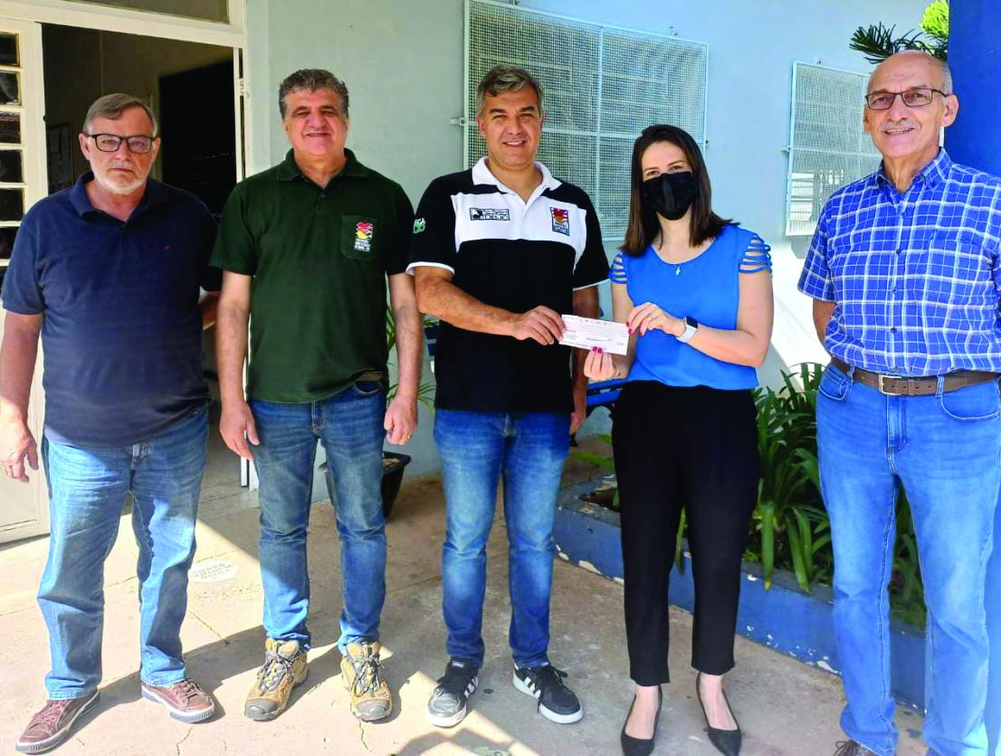 Federação Ornitológica do Brasil doa R$ 1 por ave inscrita no campeonato deste ano