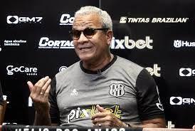 Hélio dos Anjos classifica trabalho na Ponte como o 'mais difícil da carreira'