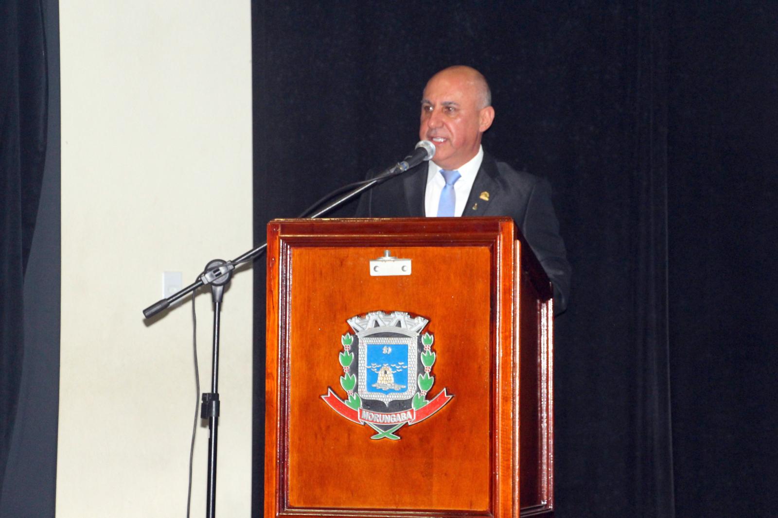 Prefeito de Morungaba: Marquinho de Oliveira prestigia solenidade na Câmara