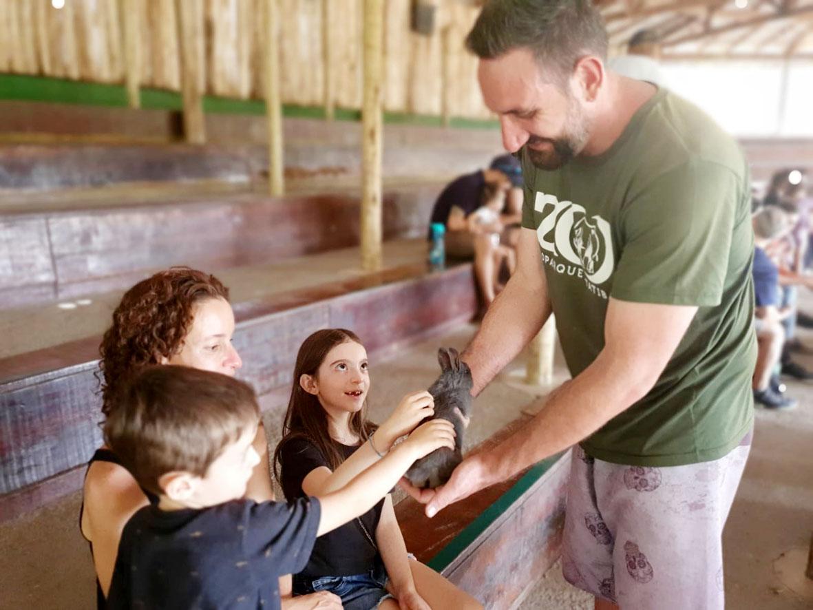 Programação de Férias do Zooparque Itatiba tem bate-papo com cuidadores de animais