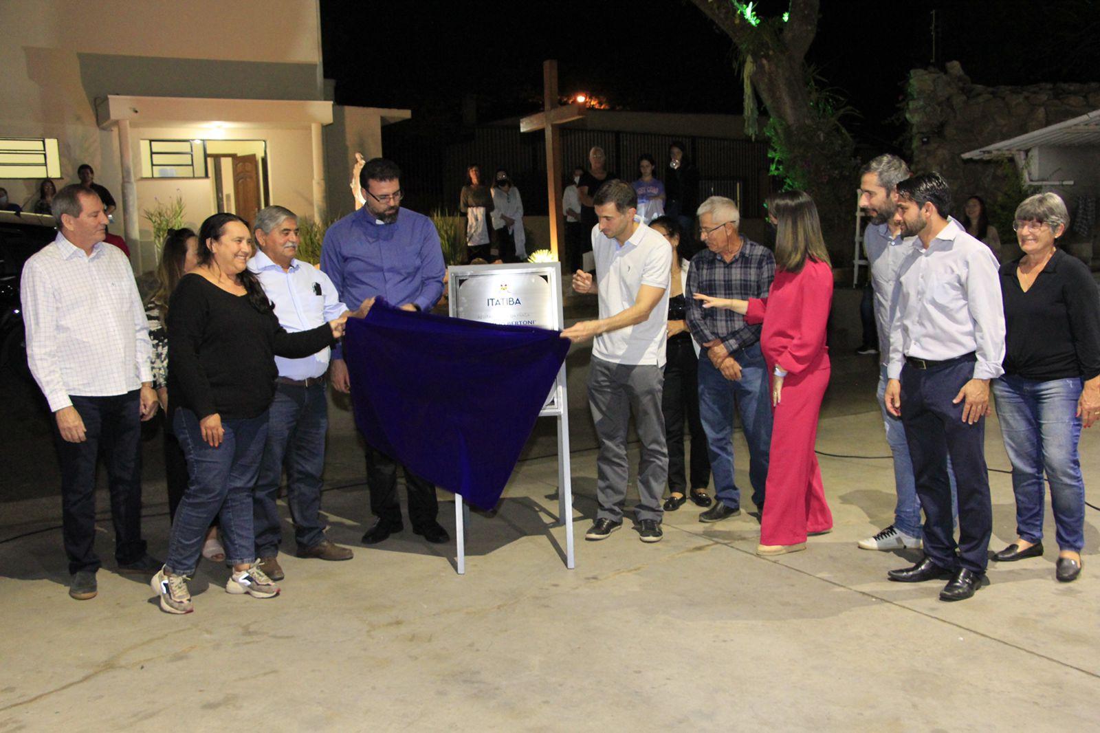 Praça revitalizada e placas para vítimas da covid marcam fim de semana em Itatiba