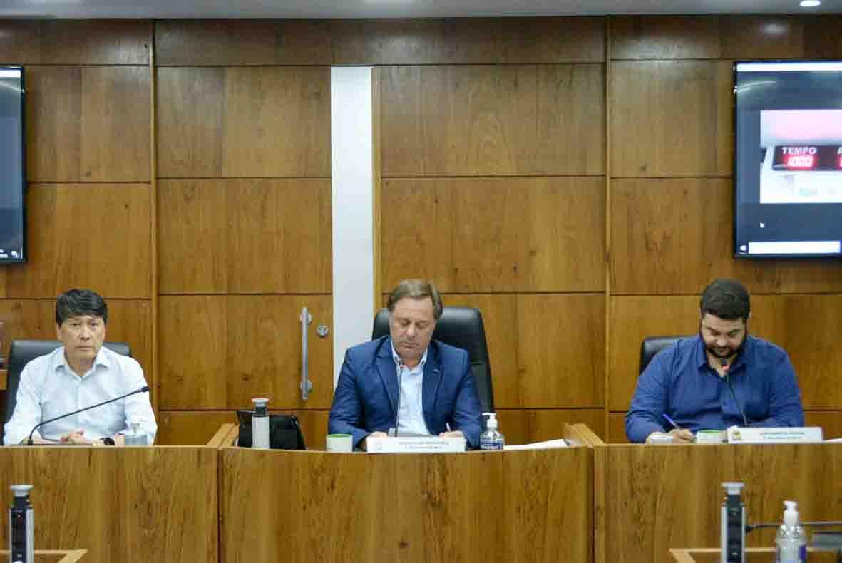 Projetos são aprovados em primeiro turno