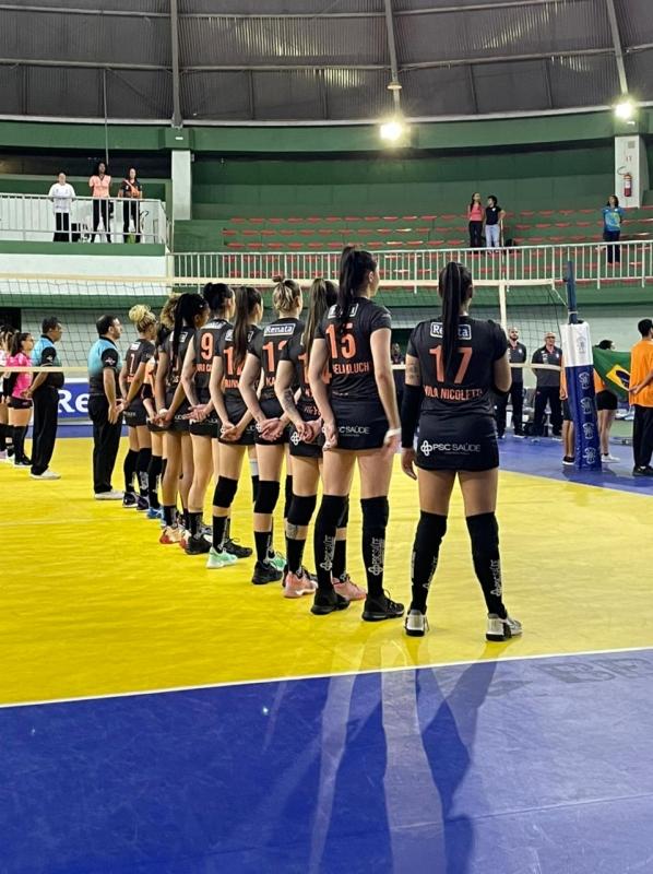 Vôlei JustForYou Vinhedo vence na estreia em casa e enfrenta Sesi Bauru na sexta