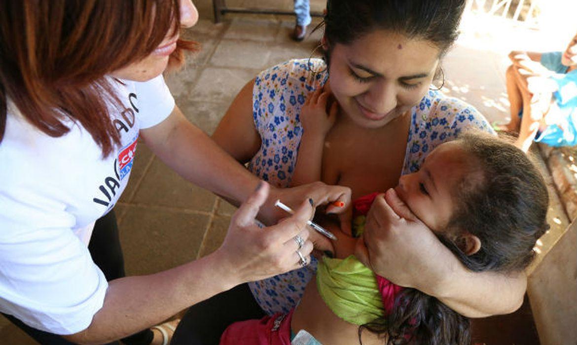 Falsa sensação de segurança faz cobertura vacinal cair, diz médico