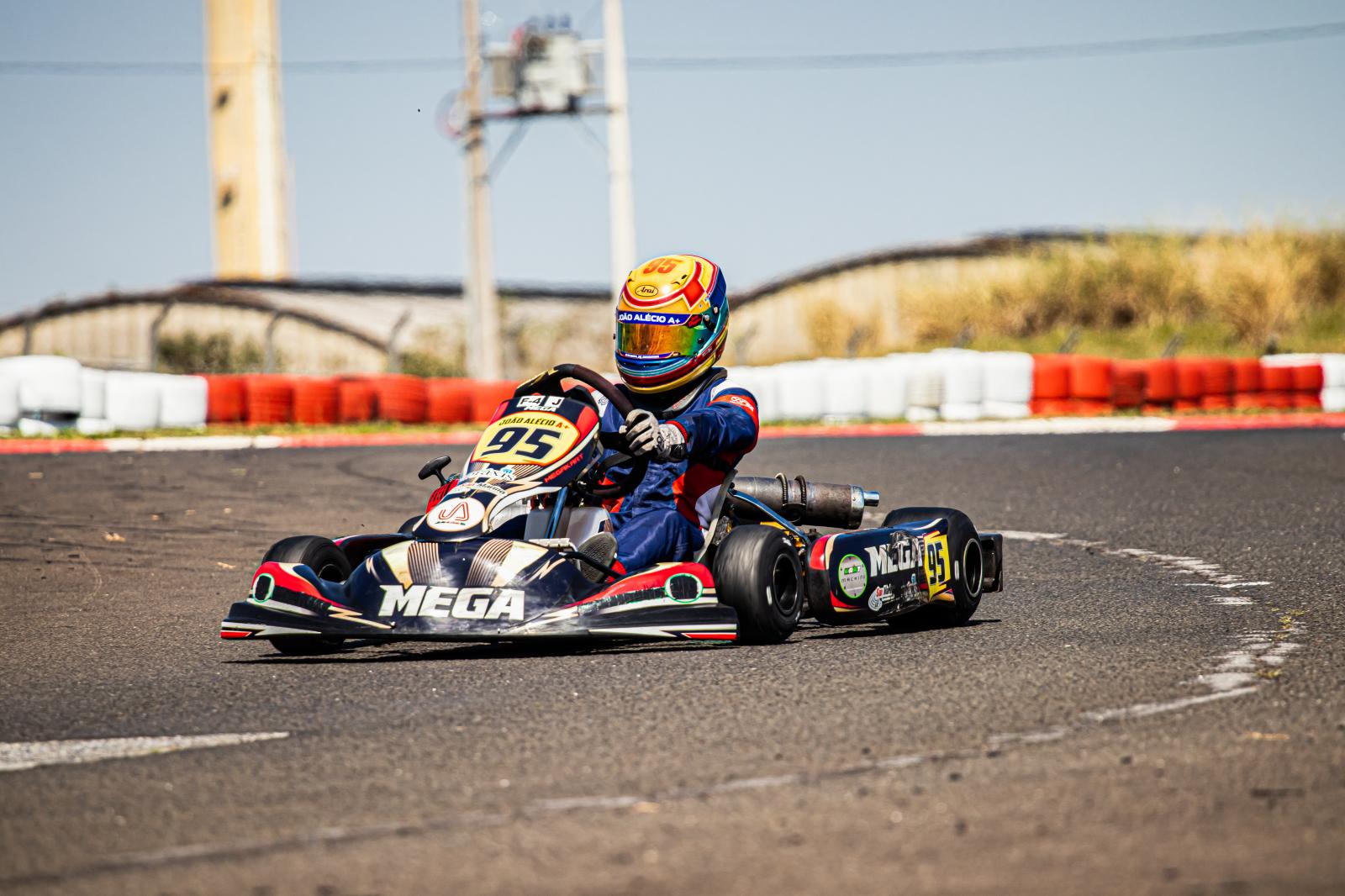 Piloto de Paulínia se prepara para disputar o Campeonato Brasileiro de Kart em Itu