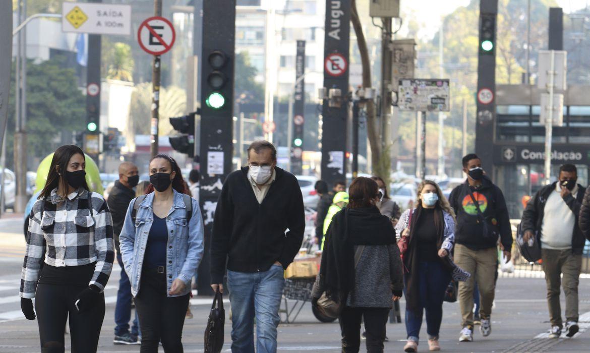 Tempo permanece chuvoso em São Paulo