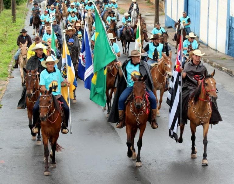 ‘XII Cavalgada do Circuito das Frutas’ fomenta o turismo rural e retoma a tradição tropeira