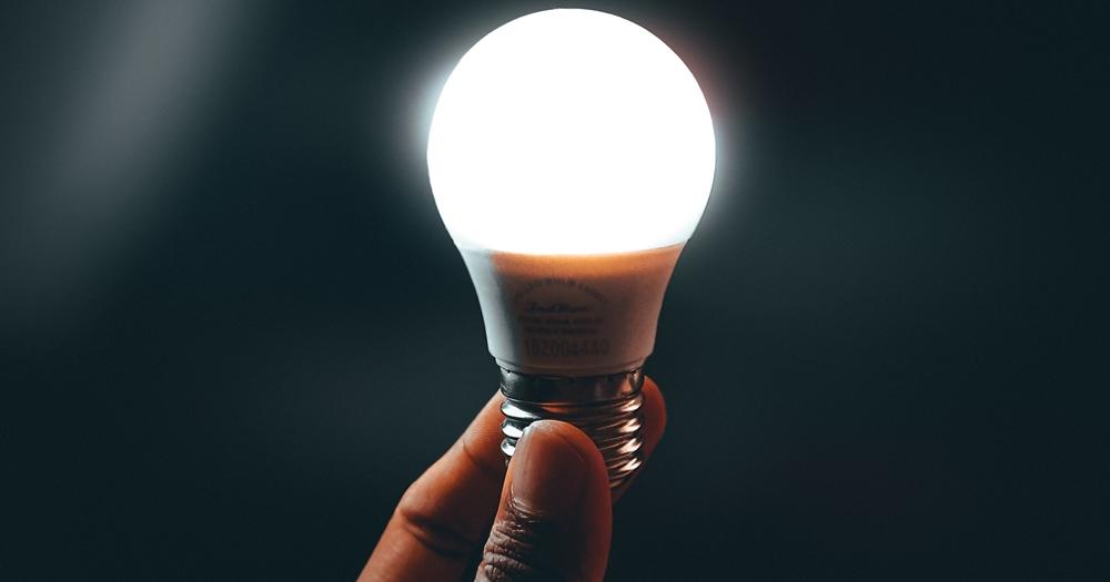 Prefeitura de Atibaia e Elektro promovem troca gratuita de lâmpadas antigas por novas de LED