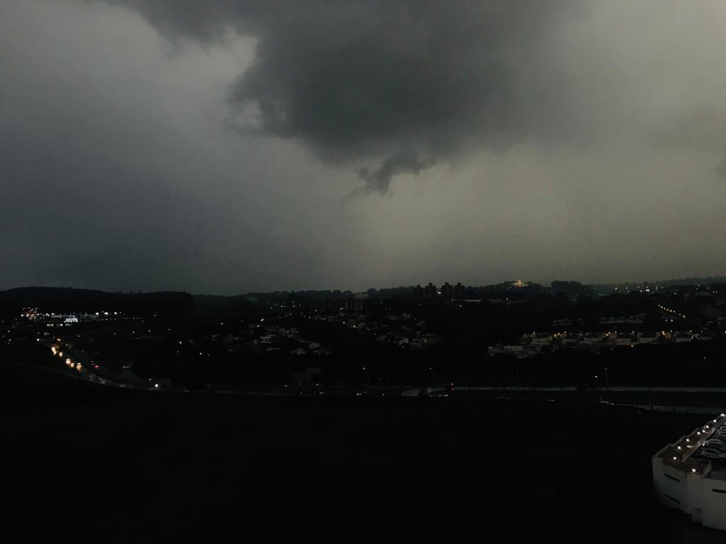 Tempestades podem causar desastres em Campinas durante o verão