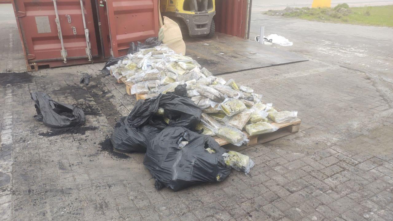 Receita Federal evita que mais de 370 kg de cocaína cheguem à Europa através do Porto de Santos