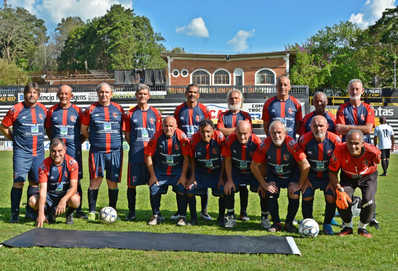 Jarinu vira o jogo contra o Bandeirantes e conquista o título no Máster Corujão