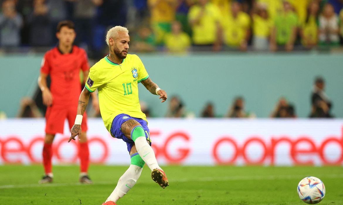 Neymar elogia jogo coletivo da seleção e agradece carinho da torcida