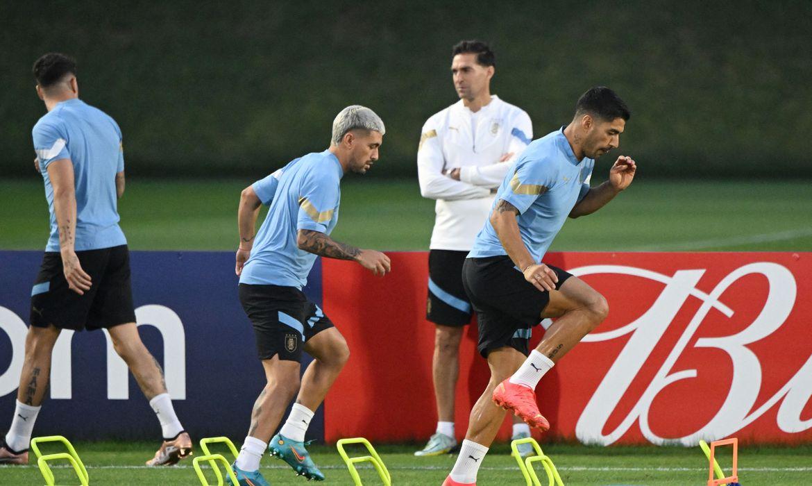 Uruguai busca classificação para oitavas nesta sexta-feira