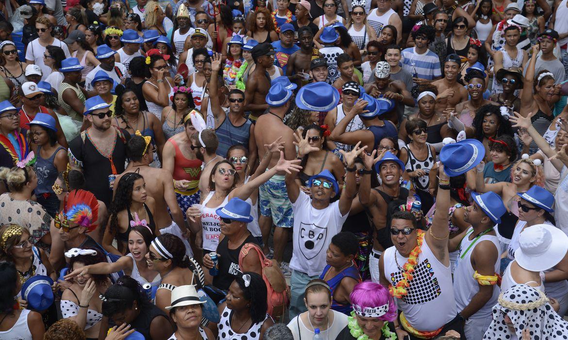Carnaval 2023: desfile dos megablocos no Rio começa em 4 de fevereiro