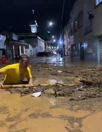 Enchente em Socorro é a maior dos últimos 40 anos, segundo prefeito