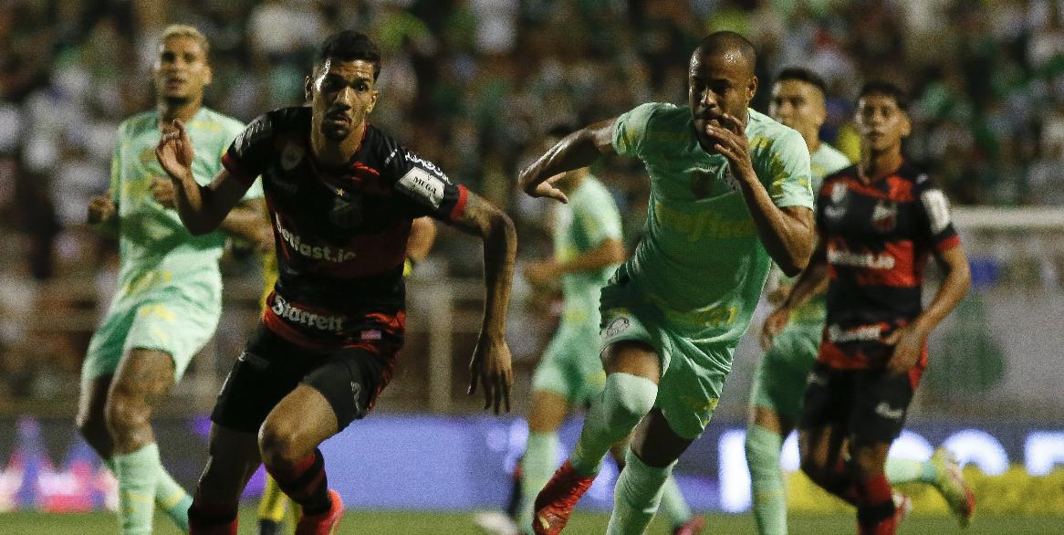Palmeiras vence Ituano fora de casa e assume a liderança do Grupo D no Paulistão