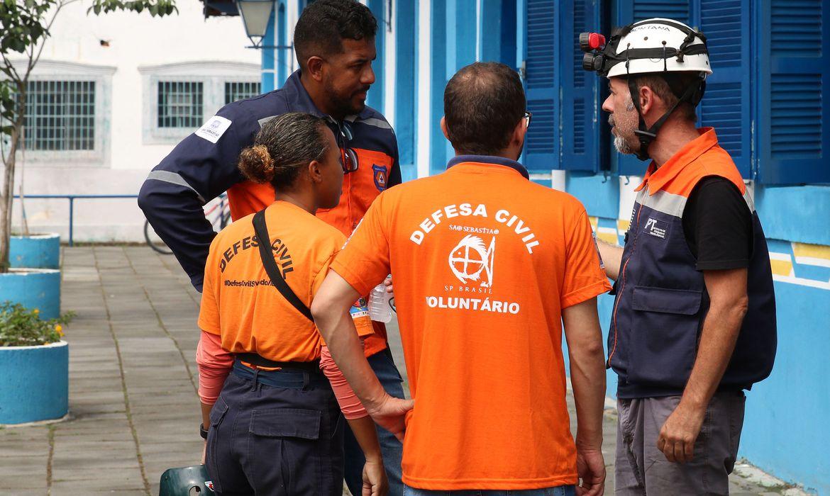 Confirmadas 44 mortes por causa das chuvas em São Paulo