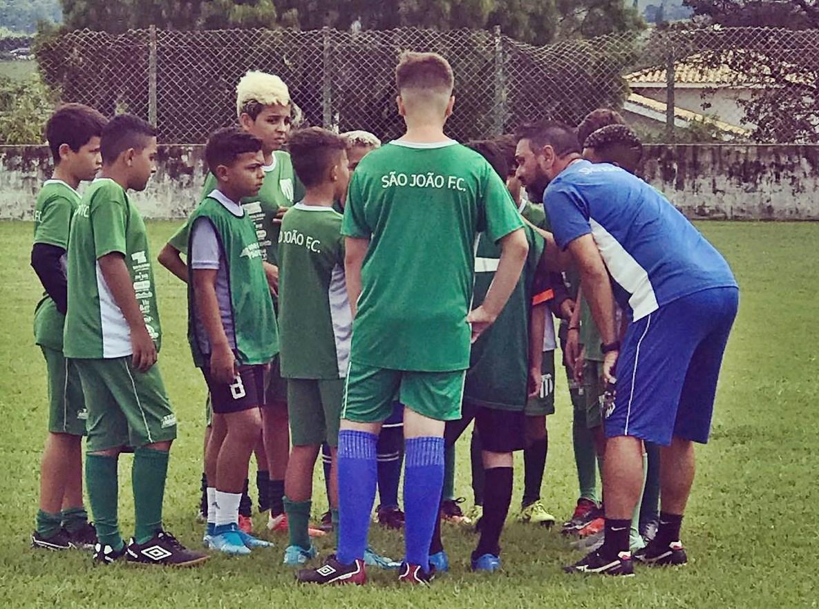 Escola de Futebol do São João FC se prepara para a temporada 2023